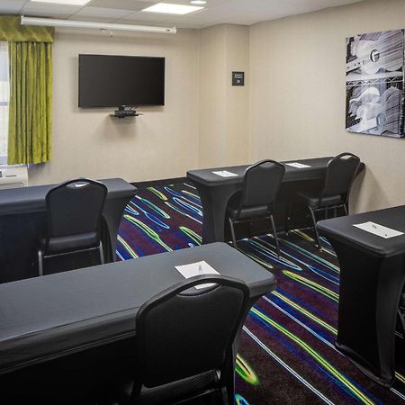 Hampton Inn & Suites Nashville-Airport מראה חיצוני תמונה